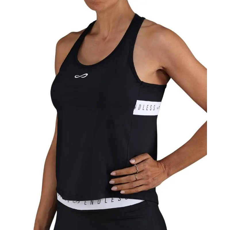 Endless Allure Schwarzes T-Shirt