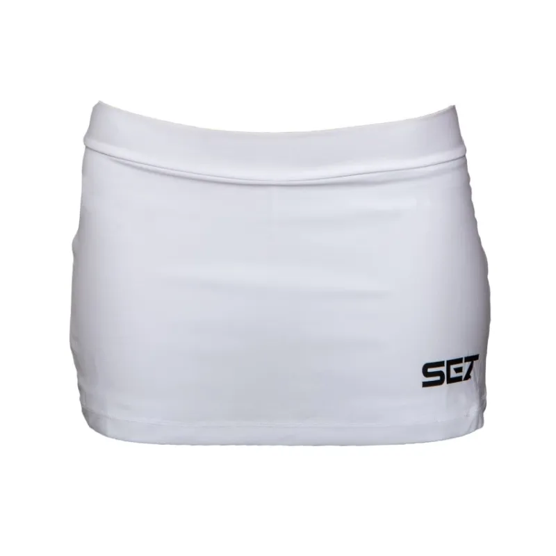 Conjunto de saias brancas