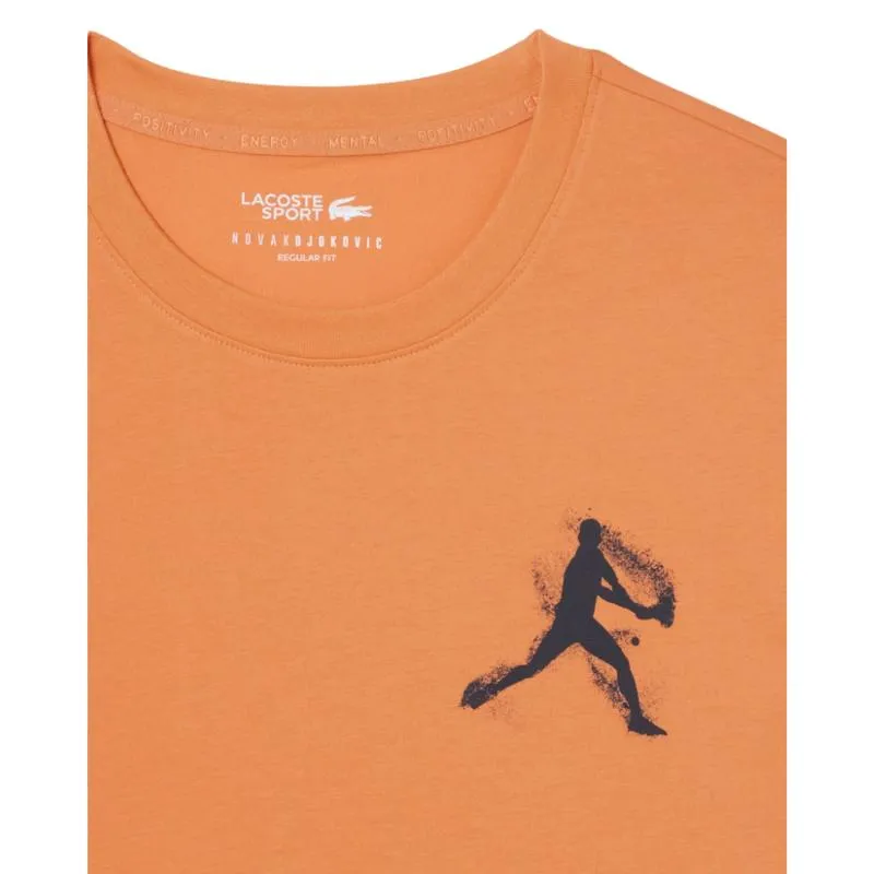 Pack Lacoste Novak Djokovic orangefarbenes T-Shirt und weiße Mütze