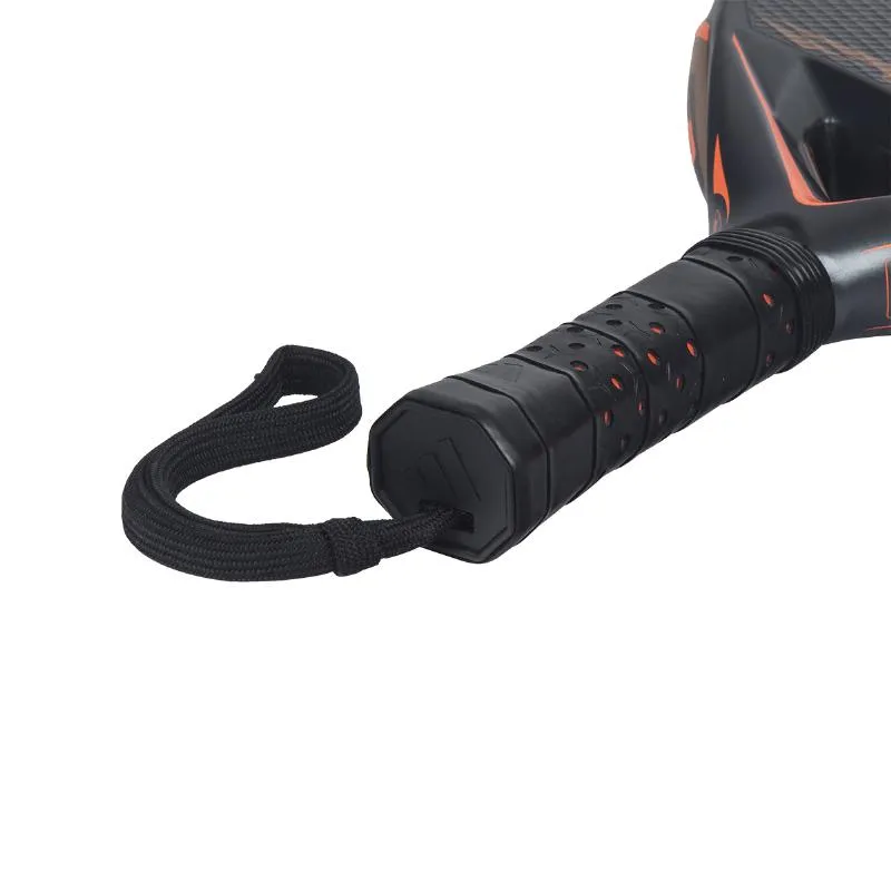 Pala Adidas Arrow erreichte Carbon Control 2026