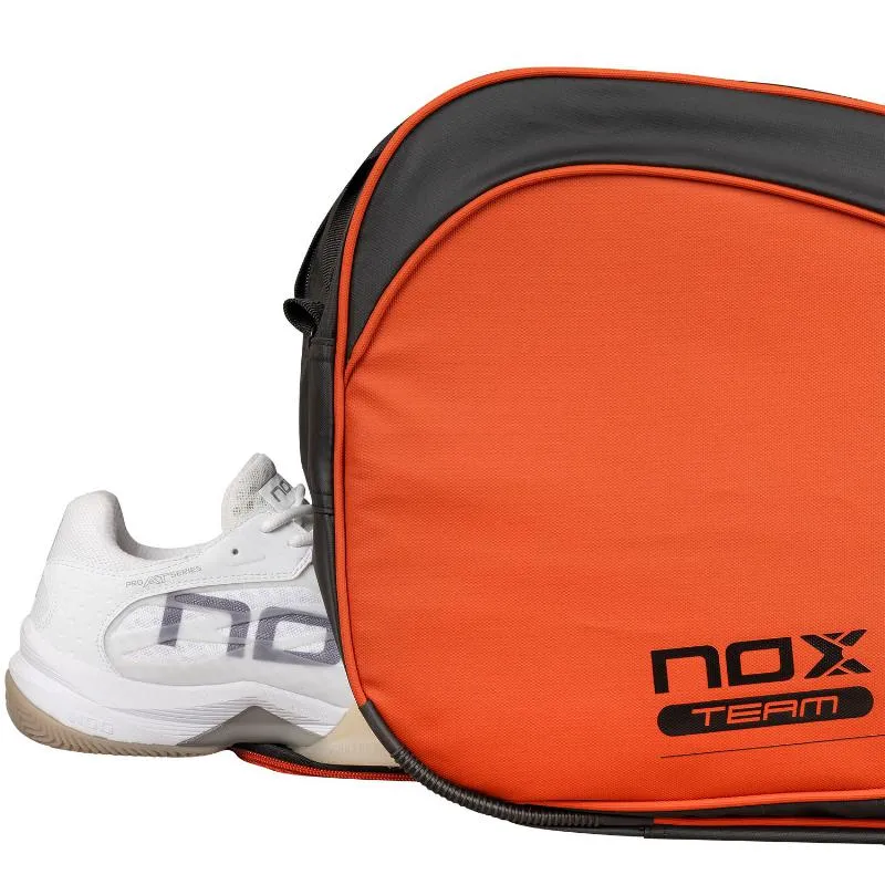 Nox ML10 Team Padeltasche aus schwarzem Ton