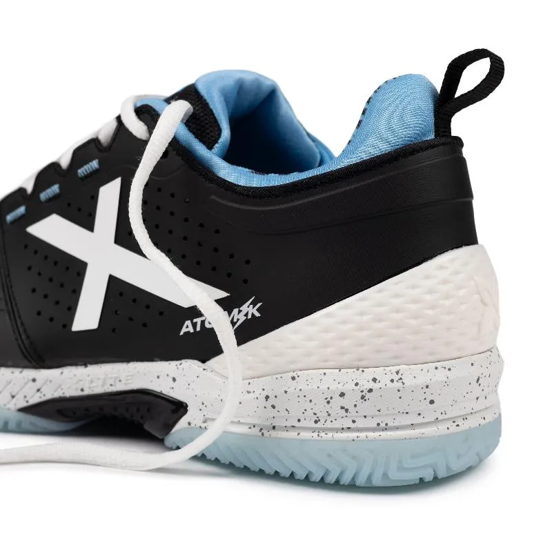 München Atomik 51 Schwarze Himmelblaue Turnschuhe